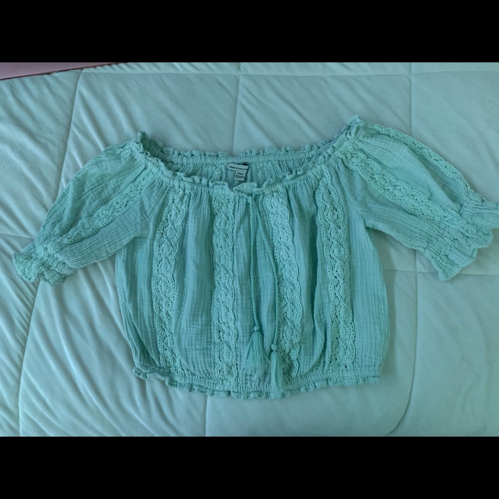 American eagle size medium top
